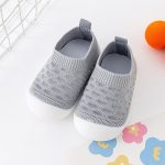 baby-shoes-knitted-babyblush-1